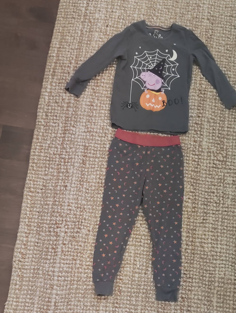 M&S Vintage Y2K Kids Halloween Peppa Pig Pajama Set - Gray & Orange